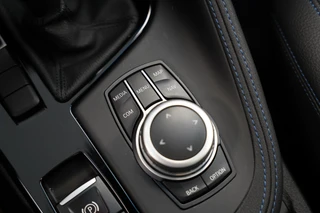 BMW X1 sDrive20i High Executive  Panoramadak M-Sport Trekhaak / 12