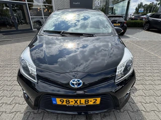 Toyota Yaris 1.5 HYBRID ASPIRATION / 9