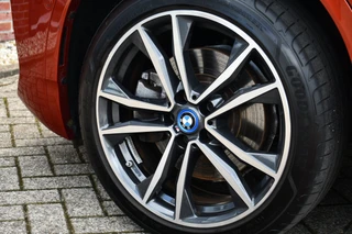 BMW X2 xDrive25e M-Sport  | Pano | HUD | Sunset orange | 19 inch | Camera / 10