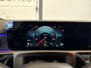 Mercedes-Benz A-klasse 200 Business Solution AMG | CAMERA | STOELVERW. | SFEERVERLICHTING / 30