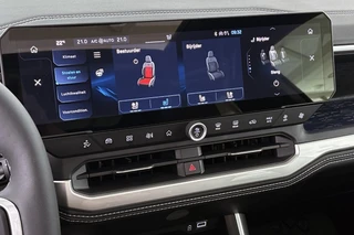 Jeep Compass First Edition 74 kWh  Panoramadak 360 Camera Massage / 26