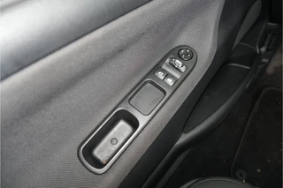 Peugeot 207 CC 1.6 VTi Roland Garros  | Automaat | / 17