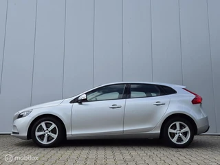 VOLVO V40 1.5 T2 EDITION AUTOMAAT/LED/NAVI/BLUETOOTH/CRUISE/16''LMV / 2