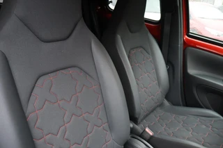 TOYOTA AYGO X ENVY 5-DRS AUTOMAAT TREKHAAK CLIMA AD-CRUISE NAVI JBL-AUDIO APPLE/ANDROID CAMERA / 9