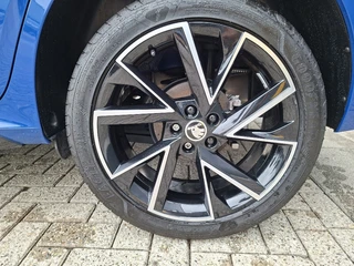 Skoda Kamiq 1.0 TSI Monte Carlo * 29.000KM! * Panoramadak * Stoelverwarming * Carplay * Full Led * / 9