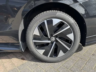 Volkswagen ID.7 77 kWh Pro / 10