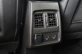 Renault Captur 1.0 TCe 90 Techno Navigatie Achteruitrijcamera Keyless / 30