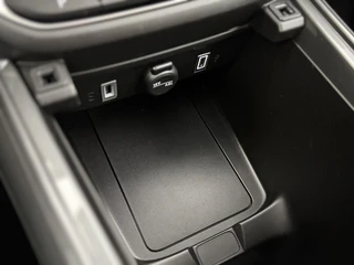 Fiat 600 1.2 Hybrid Icon 145 PK | Apple-Android | Cruise Control | Parkeersensoren / 28