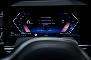 BMW X5 xDrive50e M Sport Pro  Bowers & Wilkins Sky Lounge Massage Crafted Clarity Soft Close / 33
