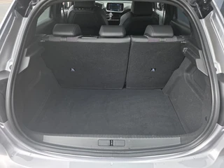 Peugeot 208 1.2 PureTech GT | ADAPTIVE | CAMERA | CARPLAY / 9