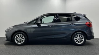 BMW 2-serie Active Tourer 216i Executive Edition LM NAVI LED HEAD UP. / 9
