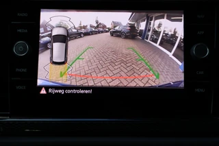 Volkswagen POLO Achteruitrijcamera App-connect Navigatie Parkeersensoren / 19