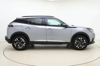Peugeot e-2008 EV Allure 50 kWh | 100% SOH! l Apple Carplay/Android Auto l Bluetooth l DAB l Cruise Control l Climate Control l Navigatie l Lichtmetalen Velgen l PDC Achter / 10