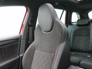 Škoda Superb Combi 1.5 TSi 150 Pk Automaat Sportline Business | Panoramadak | Trekhaak | Virtual Cockpit | Adaptive Cruise | Camera | LED | 19 Inch | 53.466 Km! / 37