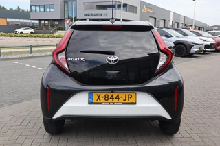 Toyota Aygo X PULSE APPLE/ANDROID 17''LM-VELGEN ALL-SEASON PRIVACY-GLASS CAMERA ADAP. CRUISE / 5