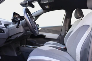 Volkswagen ID.3 Life 58 kWh 204PK 90% SOH IQ.Lights | Adaptive Cruise | Stoelverwarming | Camera / 12