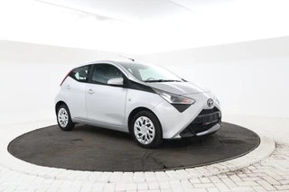 Toyota Aygo 1.0 VVT-i x-play  5 Deurs, Camera, / 5