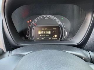 Toyota Aygo X 1.0 VVT-i MT first AD-CRUISE APPLE/ANDROID DONKERE RAMEN LM-VELGEN DAB+ NL-AUTO / 24