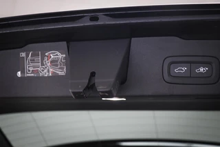 Volvo V60 2.0 T6 Recharge AWD R-Design | PARK ASSIST PACK | DAB | APPLE | VOORRUITVERWARMING | CAMERA / 17