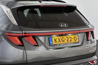 Hyundai Tucson 1.6 T-GDI PHEV Premium Sky 4WD Pano Leder Stoelventilatie Stuur/Stoelverwarming Krell / 24