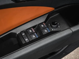 Audi Q4 e-tron 40 Launch edition S Competition 77 kWh | Trekhaak | HUD | Warmtepomp | ACC | Matrix LED | Leder | Keyless | Camera | Sonos audio | 20" | Dealeronderhouden / 44