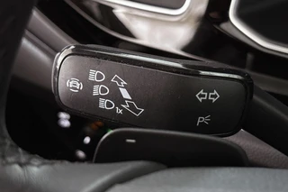 Volkswagen Taigo 1.0 TSI R-Line Business DSG Automaat Achteruitrijcamera Apple CarPlay / 33