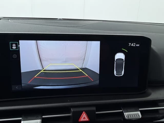 Kia Sportage 1.6 T-GDi Plug-in Hybrid AWD DynamicPlusLine  €5.000,- voordeel - Schuif-/Kanteldak - Apple Carplay/Android Auto - Stoel-/Stuurverwarming - Privacy Glass 7 Jaar of 150.000km Fabrieksgarantie / 30
