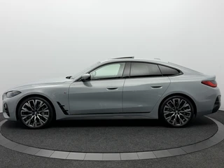 BMW 4 Serie Gran Coupé 430i Edition Plus M-Sport Shadow Line | Schuif/Kanteldak | Trekhaak | Camera | Leer | Harman/Kardon / 17
