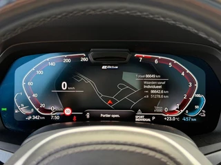 BMW X5 XDRIVE 45E M-Sport Panodak Head-Up 94% SOH 360 Camera / 4