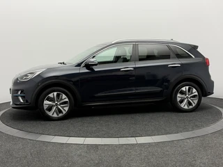 Kia e-Niro DynamicPlusLine 64 kWh SOH 95,4% | Trekhaak |Schuif/Kanteldak | Camera | Stoel/Stuurverwarming | Carplay&Android / 10