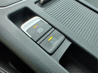 Volkswagen Arteon Shooting Brake 1.4 TSI eHYBRID R-LINE BUSINESS  SoH 91,73% | Ergo Seats | Virtual Cockpit | Park Assist / 23
