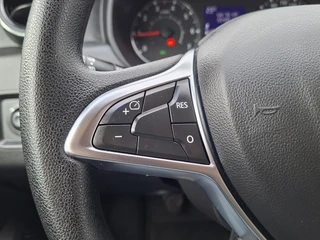 Dacia Duster 1.2 TCe 126pk Comfort Airco Cruise Trekhaak Hoge instap / 11