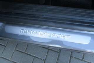 Renault Captur 1.6 E-Tech Plug-in Hybrid 160 R.S. Line Navi, Camera, Stoelverw. / 25