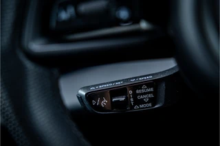 Porsche Taycan 4S Performance 93 kWh Vierwielbesturing Innodrive Matrix Bose / 33