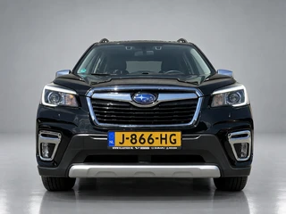 Subaru Forester 2.0i e-BOXER Luxury AUT  | dealer onderh. | leder interieur | trekhaak | adapt. cruise | carplay | memory seat / 2
