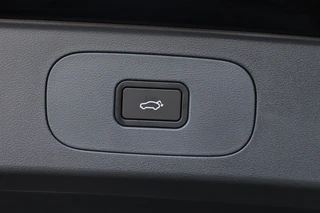 Geely Starray EM-i 1.5 Max+ Long Range [136km] Pano/Leder/Keyless/360/Headup/ACC/19" / 36