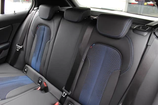 BMW 1 Serie 118i Business Edition  | M-Sport | Origin NL | Camera | Trekhaak | Navigatie / 46