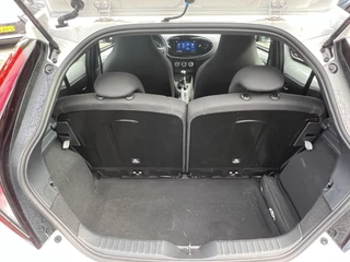 Toyota Aygo X PLAY / 16