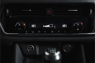 Nissan QASHQAI 1.3 MHEV 140 PK N-Style Orig. NL  | Adapt. Cruise | PDC | 360 camera | NAV+App.Connect | ECC | Trekhaak | LM 19" | / 28