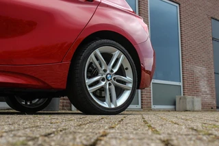 BMW 1-serie 125i Business+ | Sport Line | NL auto | Schuif-/kanteldak | Keyless entry | HiFi audio | Stoelverwarming | Xenon | Sportstuur | Navigatie Professional | Bluetooth | PDC / 41