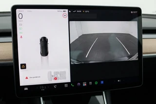 Tesla Model 3 Standard range RWD Plus 60 kWh 86% SOH l NL Auto l Pano | Leder / 16
