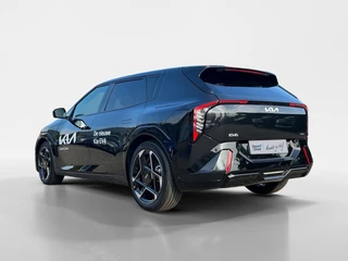 Kia EV4 Hatchback GT-PlusLine 81.4 kWh | Schuif/kanteldak | Lederen bekleding | 360 Graden camera | Head up display | Elektrische achterklep | Elektrische stoel verstelling met geheugen | Stoel verwarming + ventilatie voor | Dodehoek camera | Draadloze oplader / 4