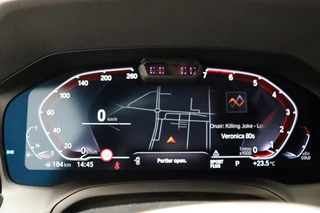 BMW 4 Serie Cabrio 430i High Executive M Sport Pakket Automaat  / Live Cockpit Professional / Harman Kardon / Air Collar / Leder / Head-Up Display / 19 Inch / M Sportremsysteem / Driving Assistant Professional / Safety Pakket / Laserlight / CoPilot Pack / Shadow Line / 26