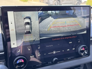 Toyota C-HR+ EXECUTIVE AWD 77 kWh NIEUW & DIRECT LEVERBAAR!! PREMIUM PACK PANO-DAK BLIND-SPOT PARK-SENSOREN 360° CAMERA STOEL/STUURVERW WARMTEPOMP EL-ACHTERKLEP / 32
