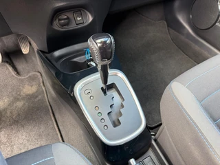 Toyota Yaris 1.5 Hybrid Bi-Tone Camera | Cruise control | NAP / 20