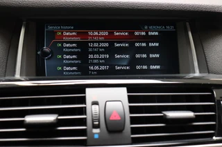 BMW X4 M40i High Executive M Sport Pakket Automaat  / Navigatiesysteem Professional / Schuif-/kanteldak / 20 Inch / Shadow Line / Leder / Extra Getint Glas / Stoelverwarming / Hifi / LED / Parkeersensoren voor+achter / Lichtpakket / 26