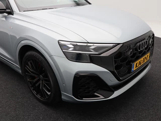Audi Q8 60 TFSi e 490 Pk quattro S-Line Competition | Matrix Laser LED | Vierwielbesturing | B&O Audio | Valcona Leder | 22 Inch | Trekhaak | Head-Up | 20.328 Km!! / 14
