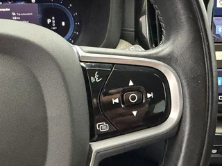 Volvo XC60 2.0 B5 Inscription 264PK | Wegklapbare Trekhaak | Leer | Camera | Stoel/Stuurverwarming / 17