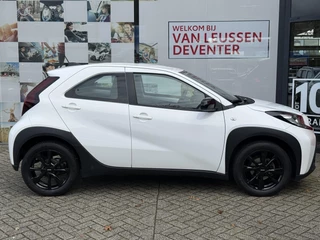 Toyota Aygo X PLAY APPLE/ANDROID LICHTMETALEN VELGEN AD-CRUISE CAMERA NL-AUTO DAB+ / 5
