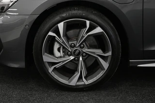 Audi A3 Sportback 40 TFSI e S edition / 6